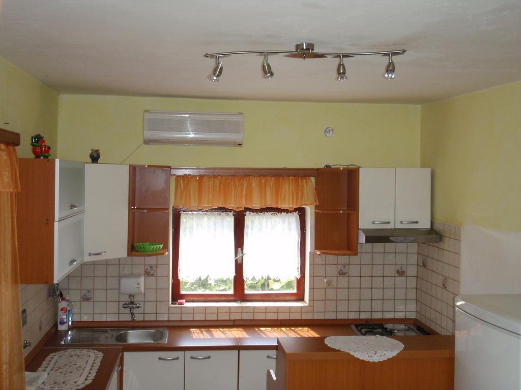Apartments Ariana Pag Town Δωμάτιο φωτογραφία