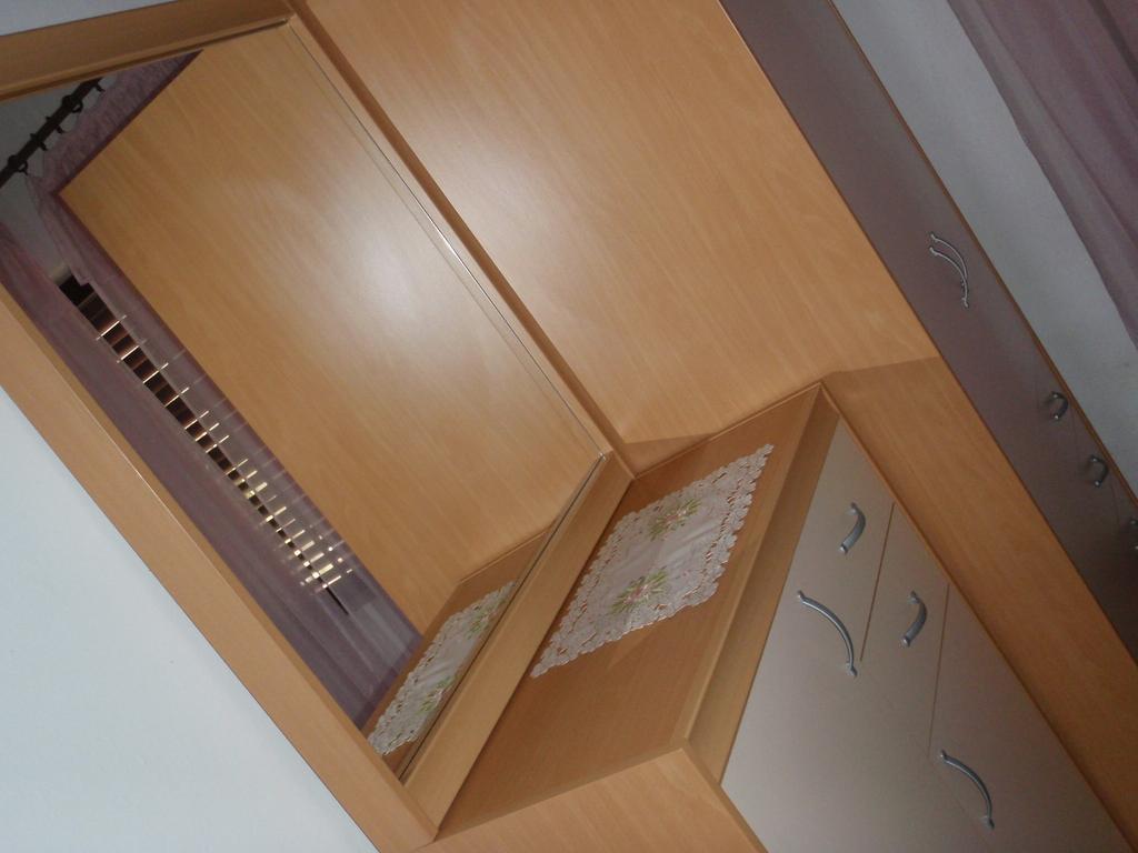Apartments Ariana Pag Town Εξωτερικό φωτογραφία